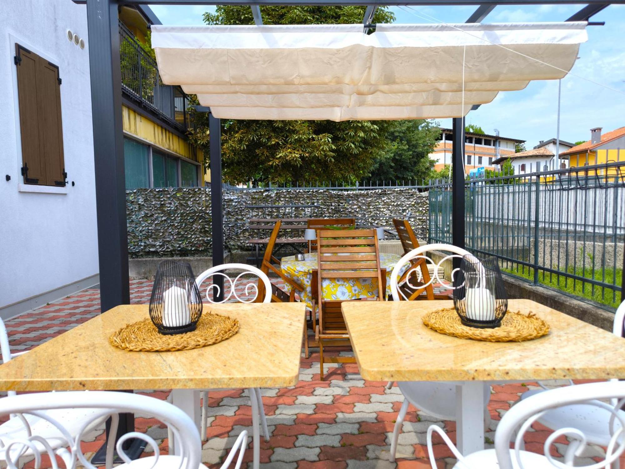 Sg Rooms - Casa Laura Peschiera del Garda Exterior foto