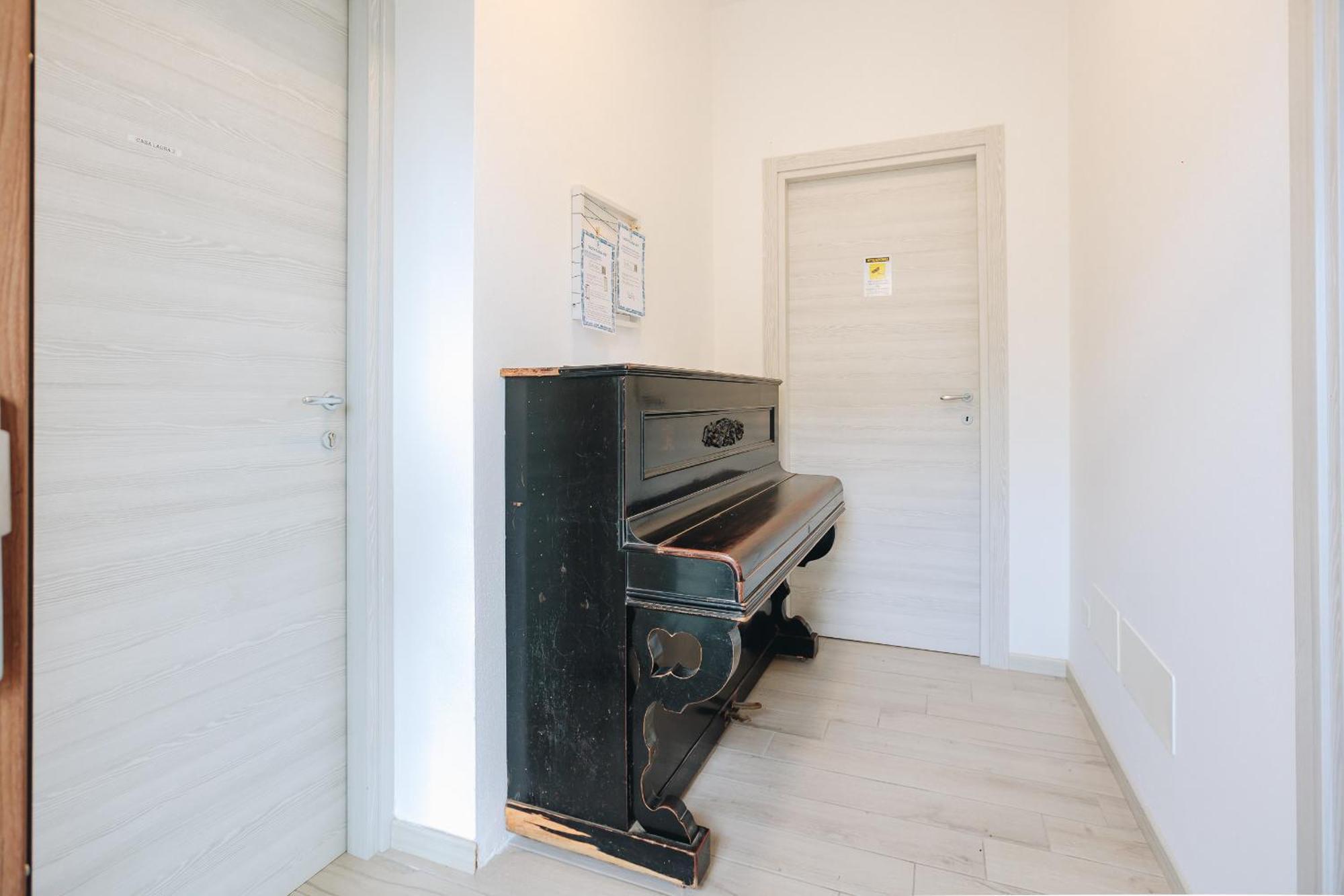 Sg Rooms - Casa Laura Peschiera del Garda Exterior foto